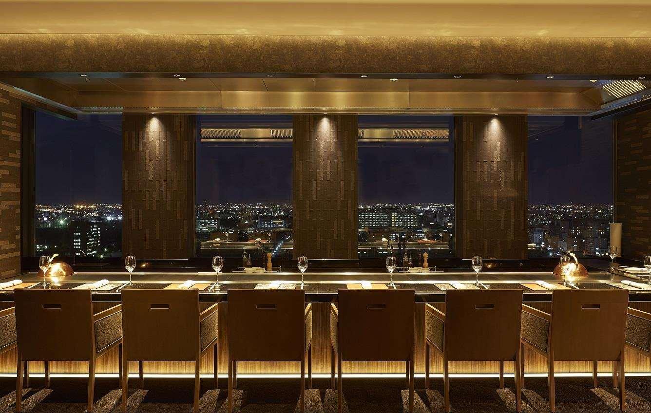 Keio Plaza Hotel 5*